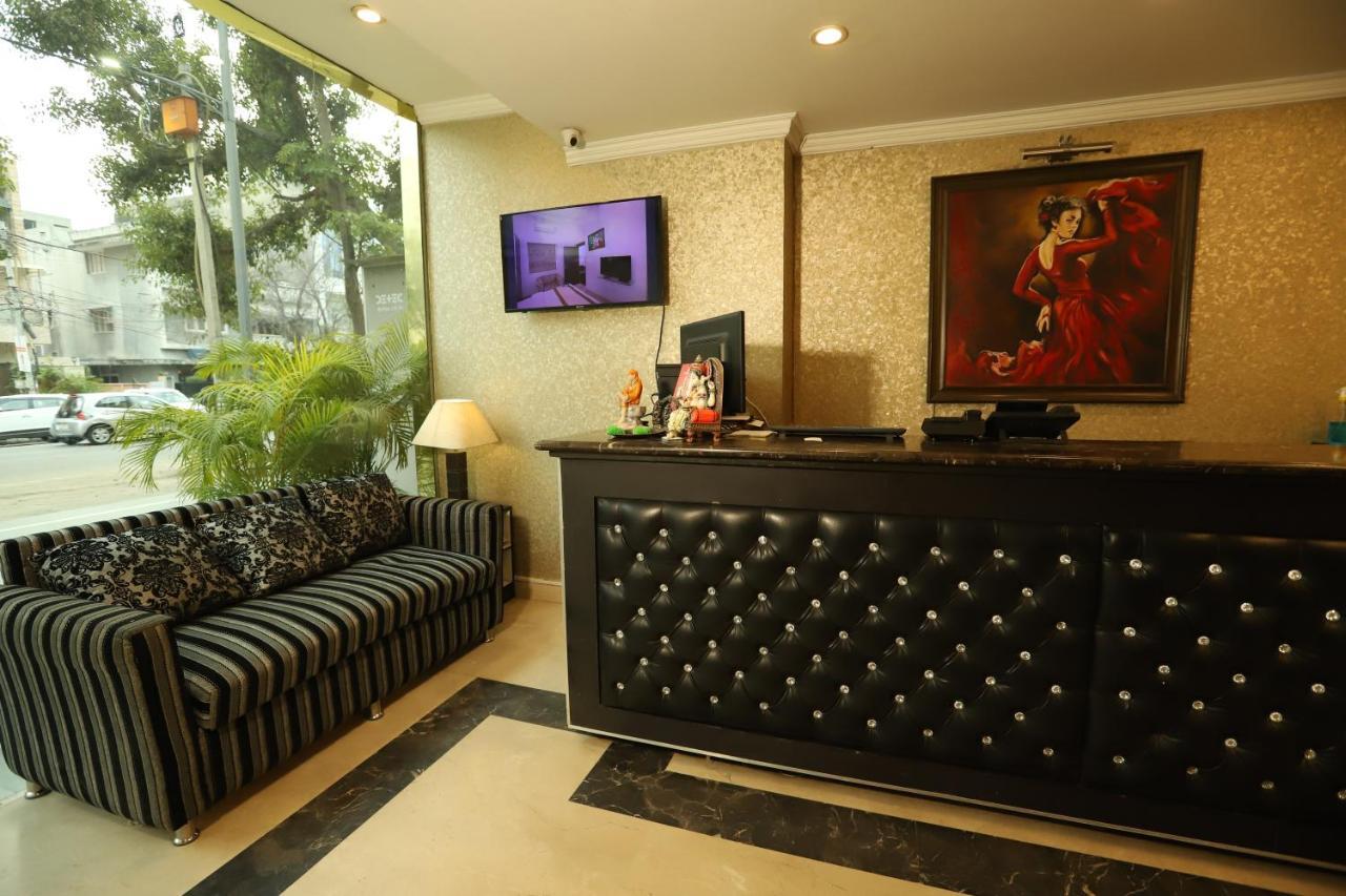 Hotel Capitol Hills - Greater Kailash Delhi New Delhi Ngoại thất bức ảnh