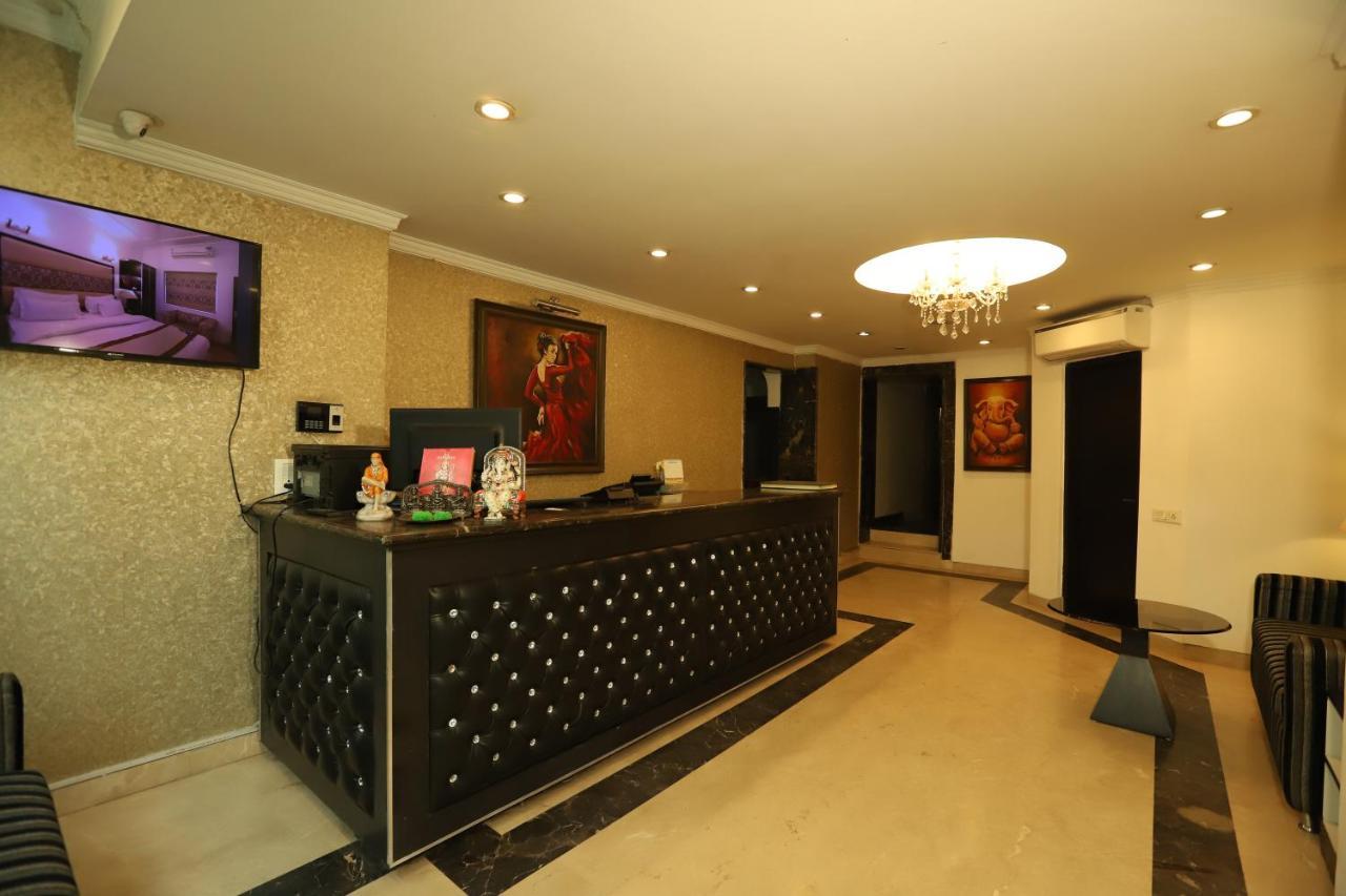 Hotel Capitol Hills - Greater Kailash Delhi New Delhi Ngoại thất bức ảnh