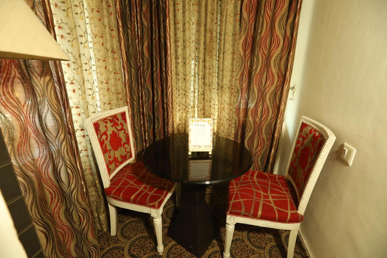 Hotel Capitol Hills - Greater Kailash Delhi New Delhi Ngoại thất bức ảnh