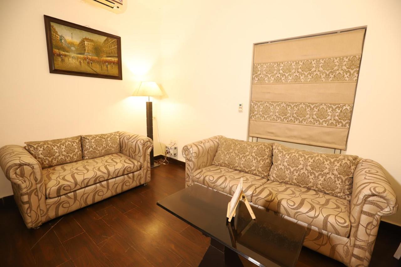 Hotel Capitol Hills - Greater Kailash Delhi New Delhi Ngoại thất bức ảnh