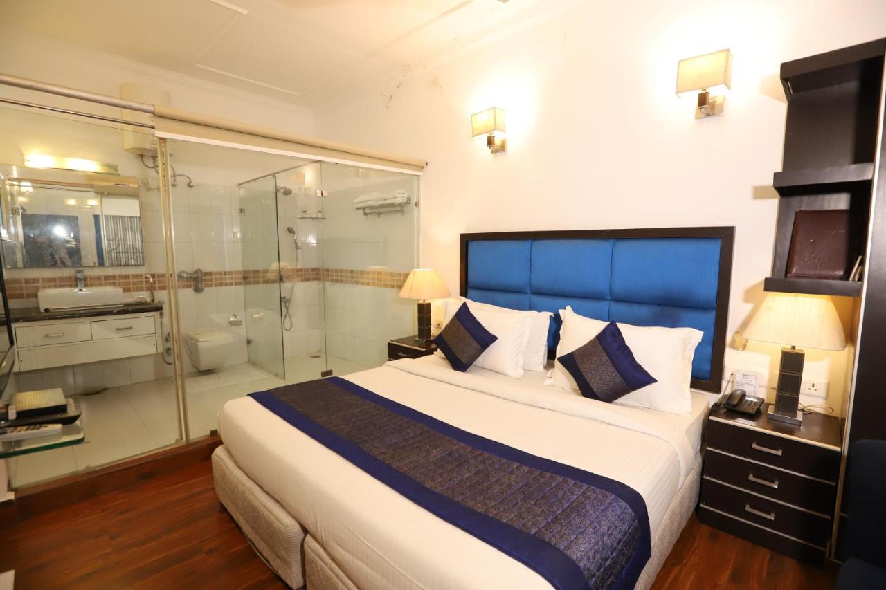 Hotel Capitol Hills - Greater Kailash Delhi New Delhi Ngoại thất bức ảnh